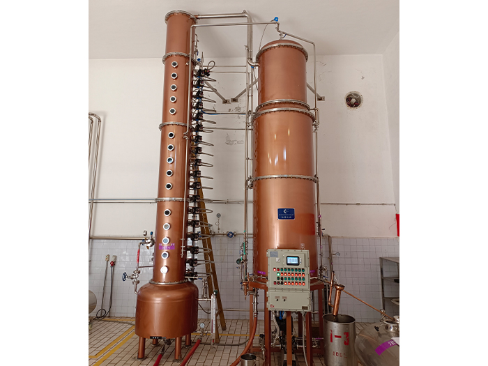 科菲連續(xù)蒸餾機組